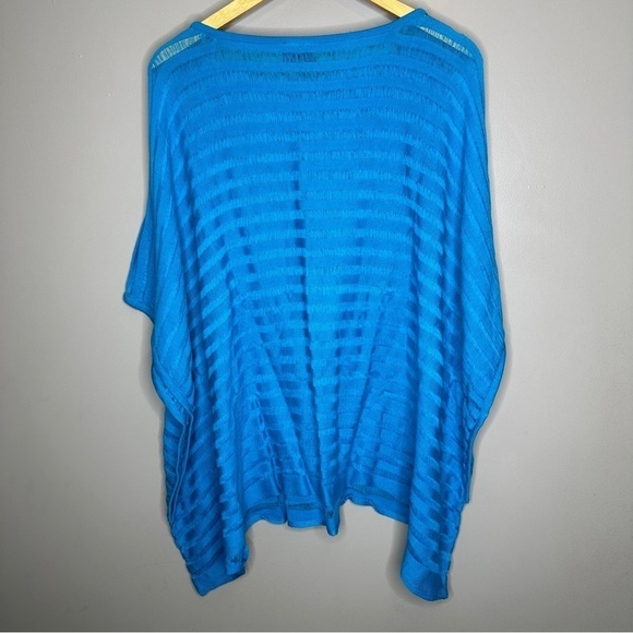 Heart n crush striped poncho cover up - Picture 6 of 6